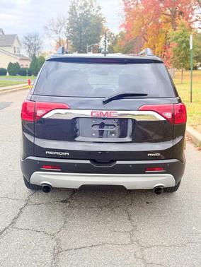 2017 GMC Acadia SLT-1