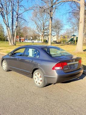 Grey 2009 Honda Civic LX