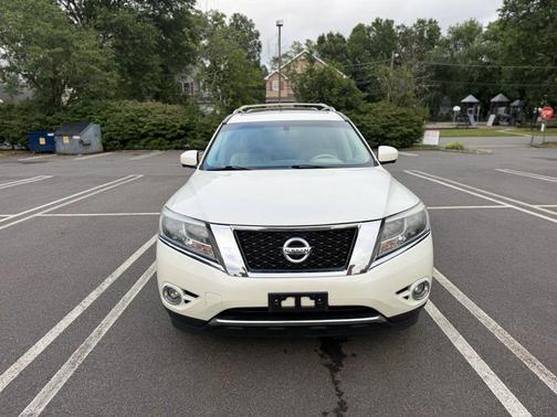 Pearl White 2015 Nissan Pathfinder Platinum