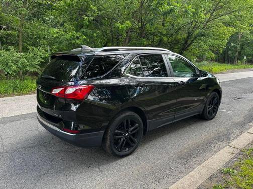 Mosaic Black Metallic 2021 Chevrolet Equinox 1LT