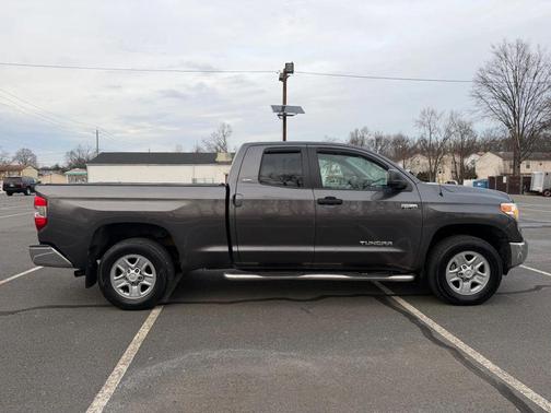 2014 Toyota Tundra SR