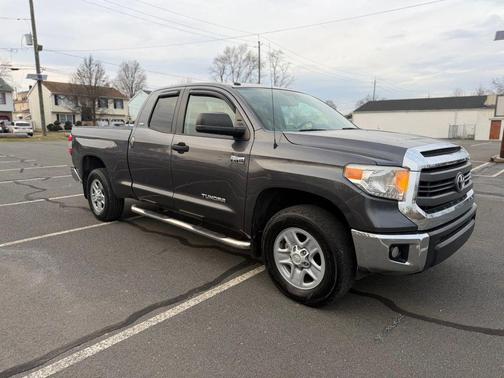 2014 Toyota Tundra SR