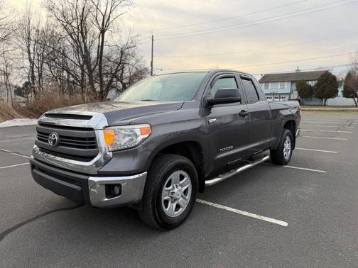 2014 Toyota Tundra SR