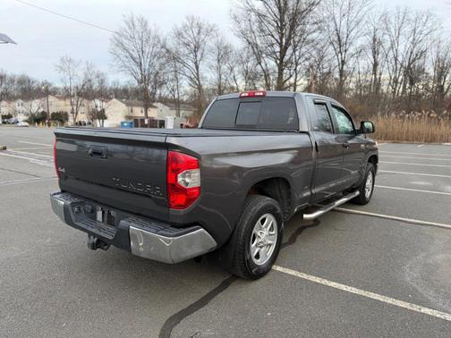 2014 Toyota Tundra SR