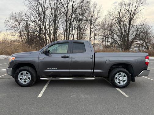 2014 Toyota Tundra SR