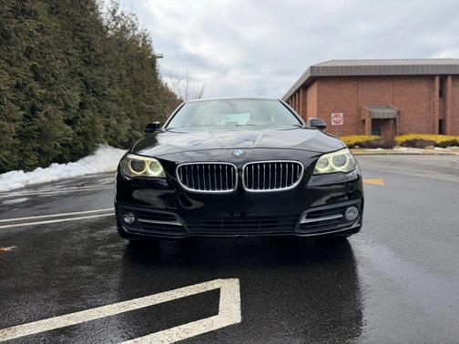 2015 BMW 528 528i Sedan 4D