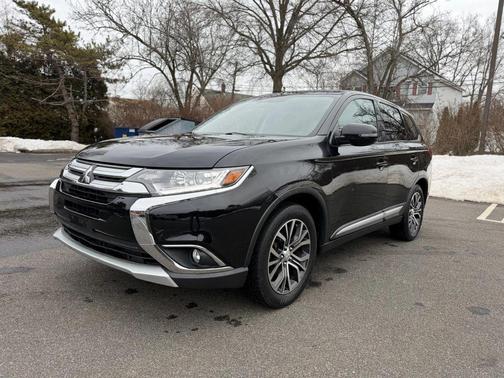 2018 Mitsubishi Outlander SE