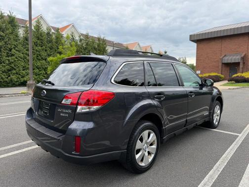 2012 Subaru Outback 3.6R Limited
