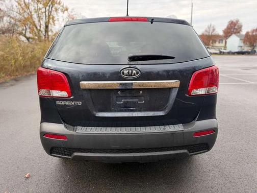2012 Kia Sorento LX