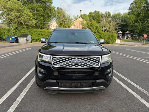 White Platinum Metallic Tri-Coat 2016 Ford Explorer Platinum