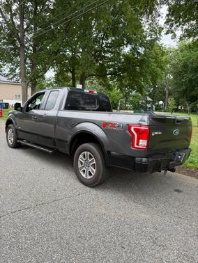 Magnetic Metallic 2017 Ford F-150 XLT