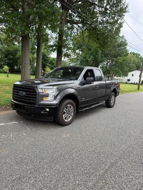 Magnetic Metallic 2017 Ford F-150 XLT