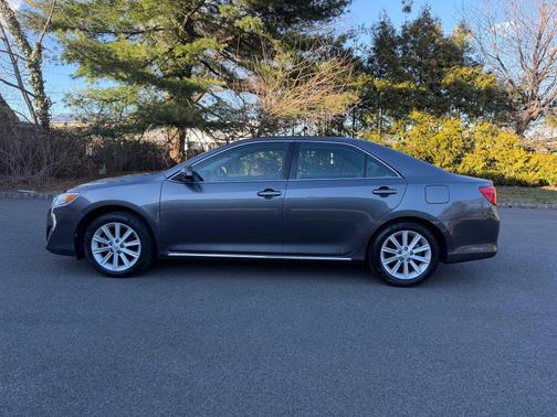 2014 Toyota Camry XLE