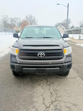 2014 Toyota Tundra SR