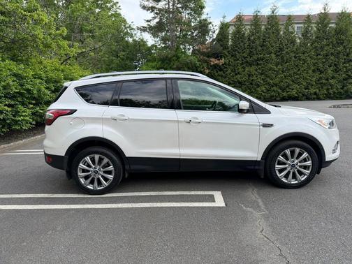 White Platinum Metallic Tri-Coat 2018 Ford Escape Titanium