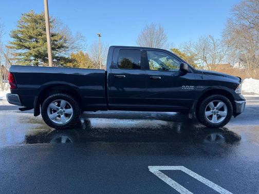 2016 RAM 1500 SLT