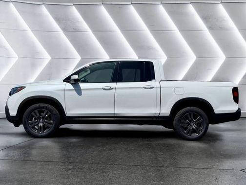 White 2019 Honda Ridgeline Sport