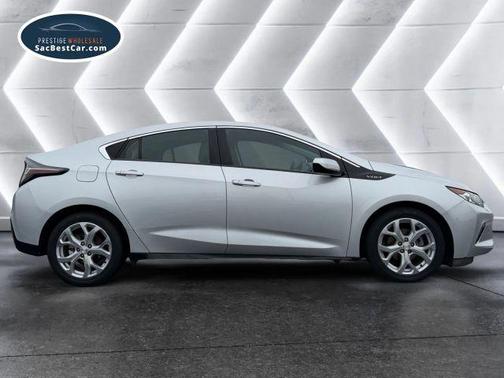 2017 Chevrolet Volt Premier