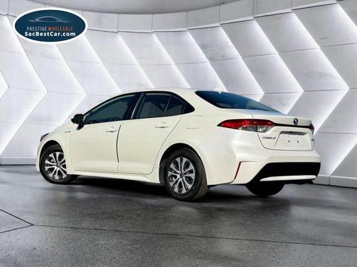 2020 Toyota Corolla Hybrid LE