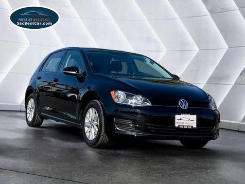 2016 Volkswagen Golf TSI S 4-Door