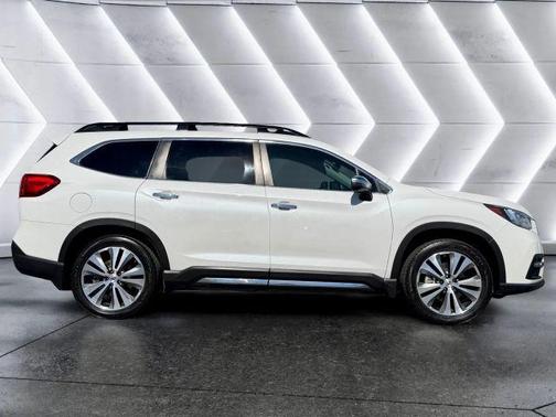 White 2019 Subaru Ascent Touring 7-Passenger