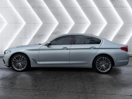 Silver 2019 BMW 530 i