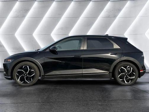 2022 Hyundai IONIQ 5 SE