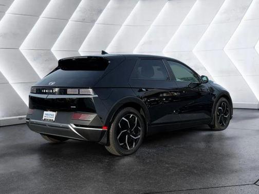 2022 Hyundai IONIQ 5 SE