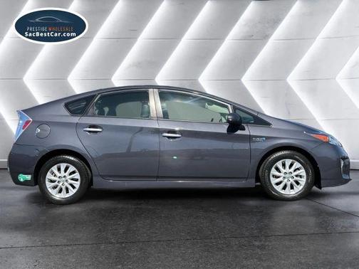 2014 Toyota Prius Plug-in Advanced