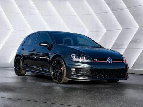 2017 Volkswagen Golf GTI S 4-Door