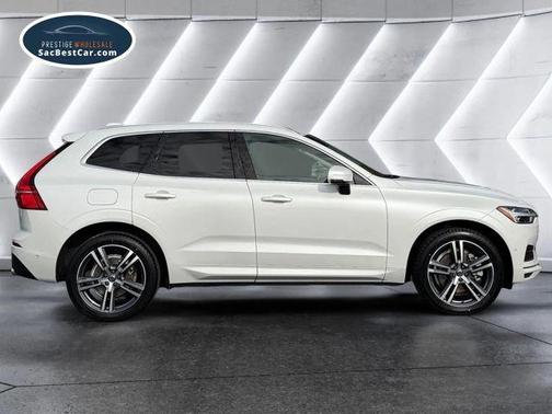 2018 Volvo XC60 T6 Momentum