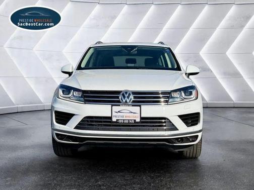 2017 Volkswagen Touareg V6 Sport w/Technology