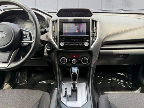 Ice Silver Metallic 2021 Subaru Crosstrek Premium