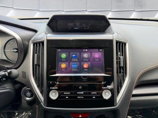 Ice Silver Metallic 2021 Subaru Crosstrek Premium