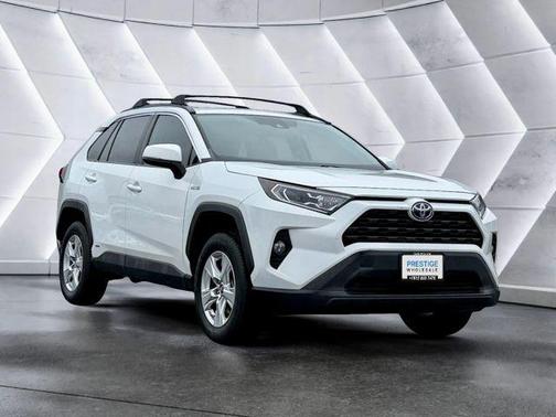 2019 Toyota RAV4 Hybrid XLE