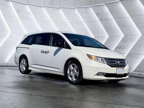 White 2012 Honda Odyssey Touring