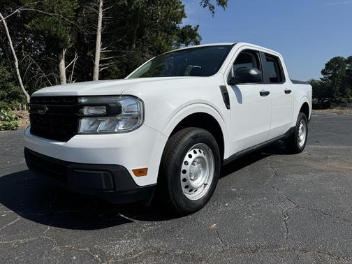 2022 Ford Maverick XL