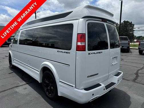 2025 Chevrolet Express 2500 RWD 2500 Extended Wheelbase WT
