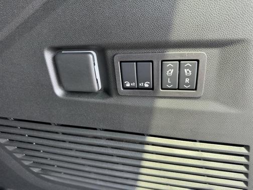 2025 Chevrolet Tahoe 2WD RST