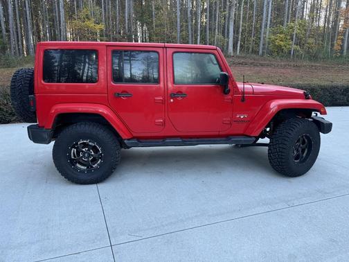 2017 Jeep Wrangler Unlimited Sahara