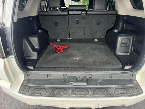 Super White 2019 Toyota 4Runner SR5 Premium