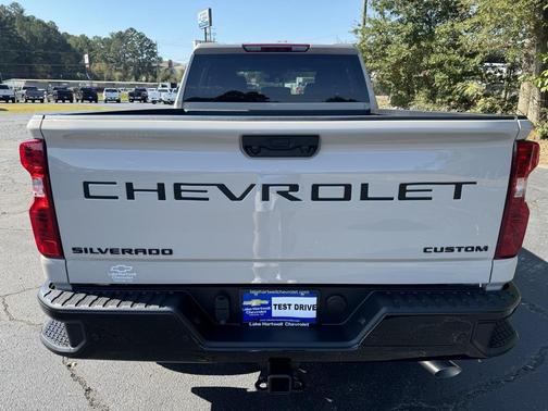 2026 Chevrolet Silverado 2500 Custom