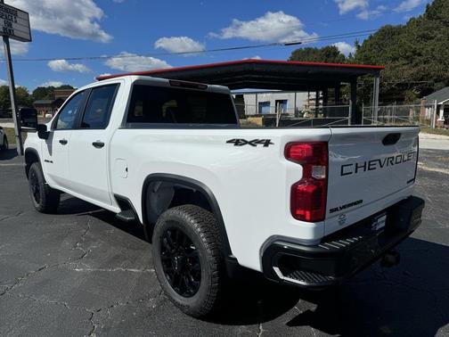 2026 Chevrolet Silverado 2500 Custom