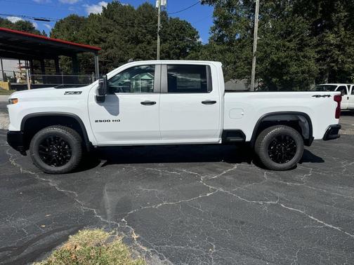 2026 Chevrolet Silverado 2500 Custom
