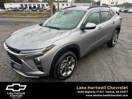 2025 Chevrolet Trax LT