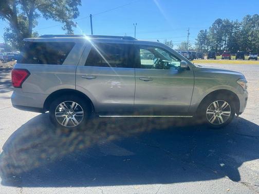 2023 Ford Expedition XLT