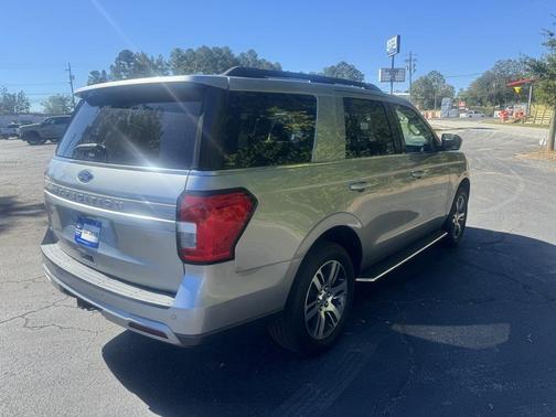 2023 Ford Expedition XLT