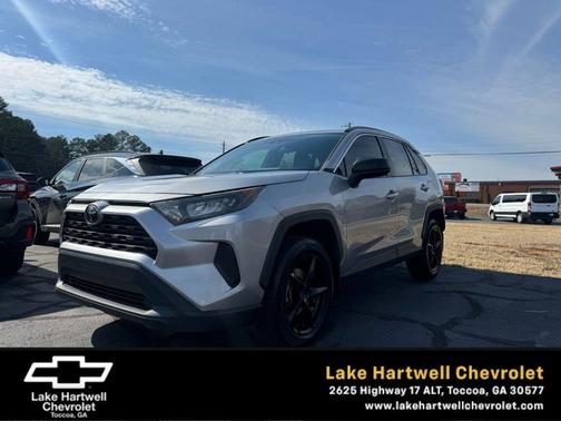 2019 Toyota RAV4 LE