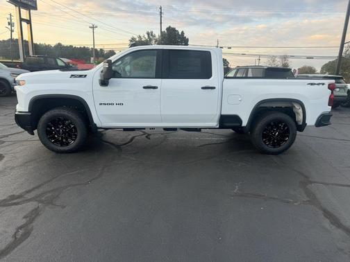 2026 Chevrolet Silverado 2500 Custom