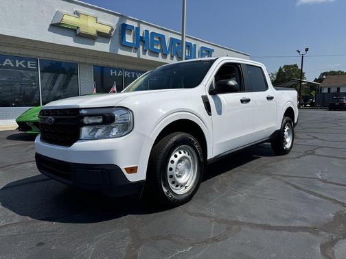 2022 Ford Maverick XL